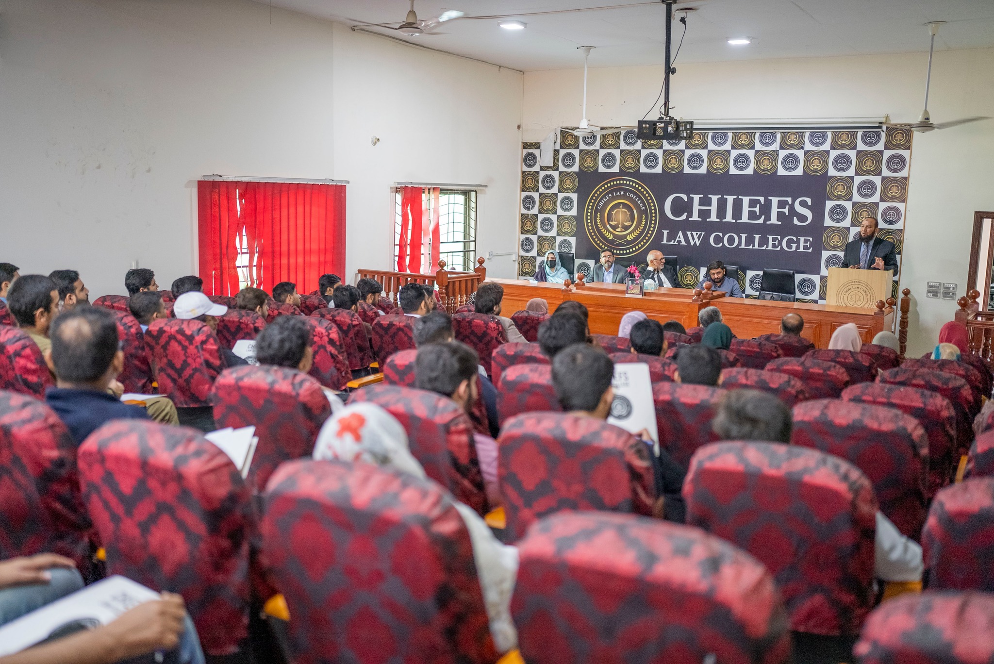 562444559_122151128984403797_7578859604726092794_n